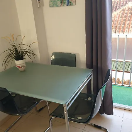 Apartamento El Puerto * フエンヒロラ