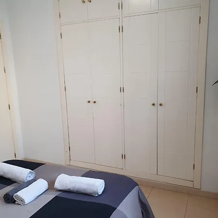 アパート Apartamento El Puerto フエンヒロラ